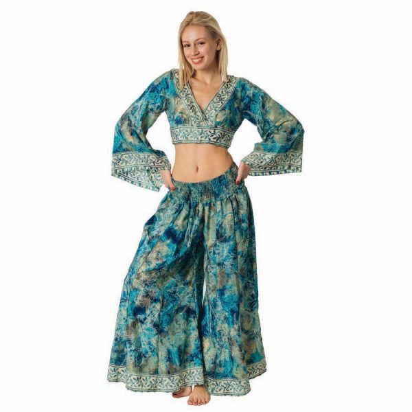 ΚΑΦΤΑΝΙ ΜΠΛΕ ΜΕ ΛΟΥΛΟΥΔΙΑ